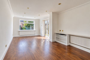 Lounge- click for photo gallery